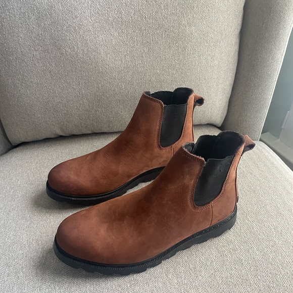 Sorel Ainsley Chelsea Boot - Picture 4 of 6